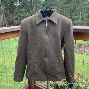 Sag Harbor Ladies size 14 Green Wool Fully Lined Jacket with Full Zip